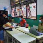 PPDB Daring, Orang Tua Masih Datang ke Sekolah Dasar (SD) Negeri 001 Balikpapan - Headline Kaltim