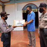 Polres Berau Rayakan HUT Bhayangkara dengan aksi sosial berupa pembagian masker ke tempat ibadah