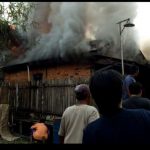 Kebakaran Lagi, Rumah dan Bangsalan Dua Pintu Ludes - kebakaran gang buntu