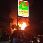 Kebakaran di Sungai Merdeka, Mobil Damkar Terbalik Saat Menuju Lokasi