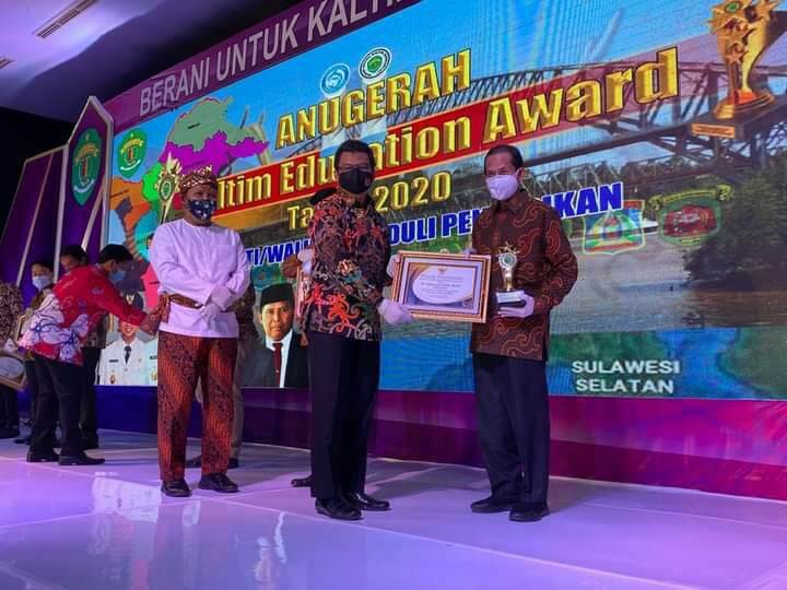 berita berau hari ini : Peduli Pendidikan Pemkab Berau Raih Penghargaan