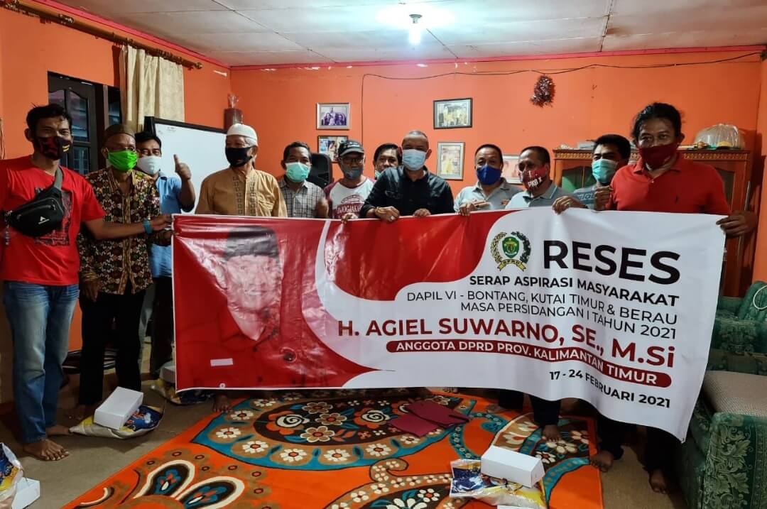 Jalan Tol dan Beasiswa Jadi Curhatan Warga Berbas pada Agiel Suwarno