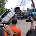 Bangkai Mobil Diangkat, Ibunda Berharap Fery Segera Ditemukan