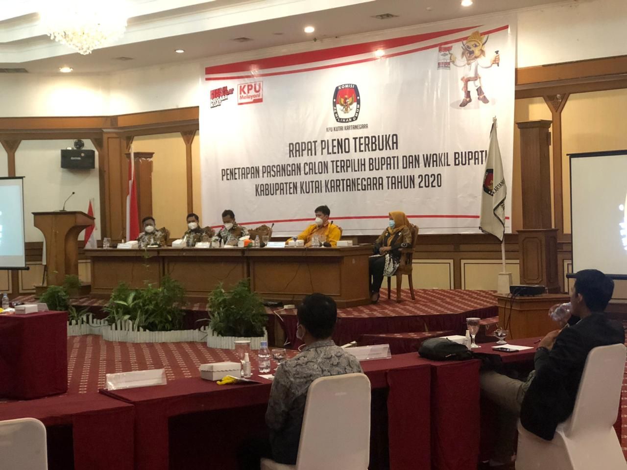 Edi-Rendi Ditetapkan sebagai Bupati dan Wabup Kukar Terpilih