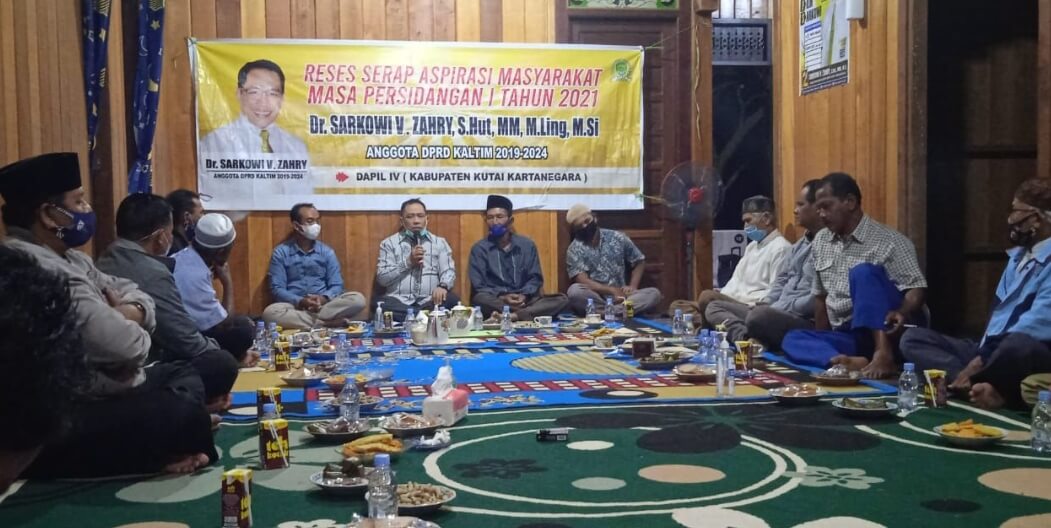 Reses di Desa Loleng, Sarkowi akan Bantu Penampungan Air untuk Masjid