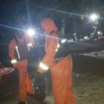 Tim SAR Evakuasi 4 Pemancing yang Terombang-ambing di Laut