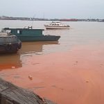 Tumpahan Minyak Terlihat di Mahakam, Kapal Tenggelam Diduga Muat CPO