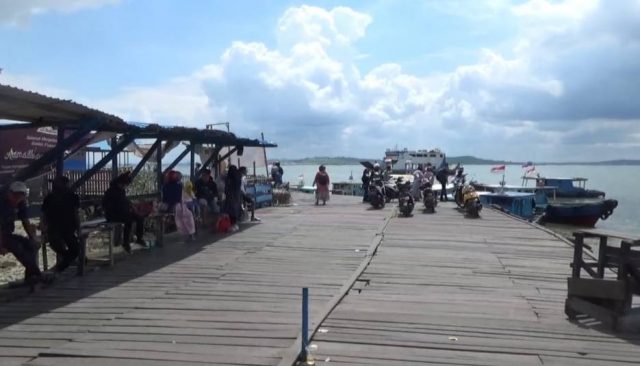 Hari Terakhir Puasa, Pelabuhan Penyebrangan PPU-Balikpapan Lengang