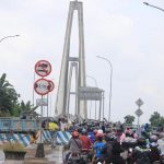 Dibuka Kembali, Mahkota II Berganti Nama Jembatan Achmad Amins