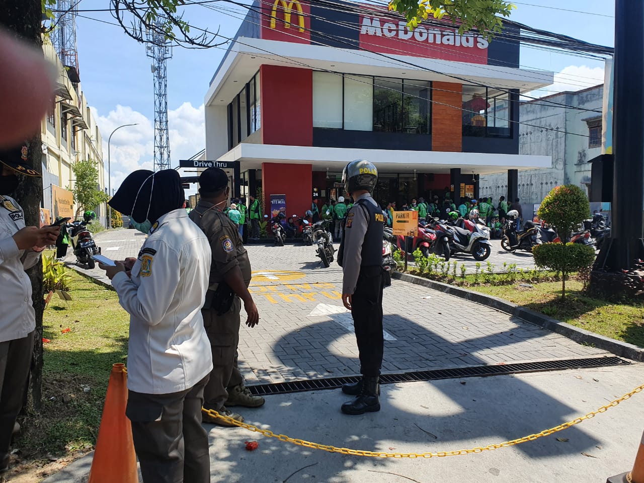 Promo BTS Meal, Gerai Makanan Cepat Saji Ditegur karena Langgar Prokes COVID– 19