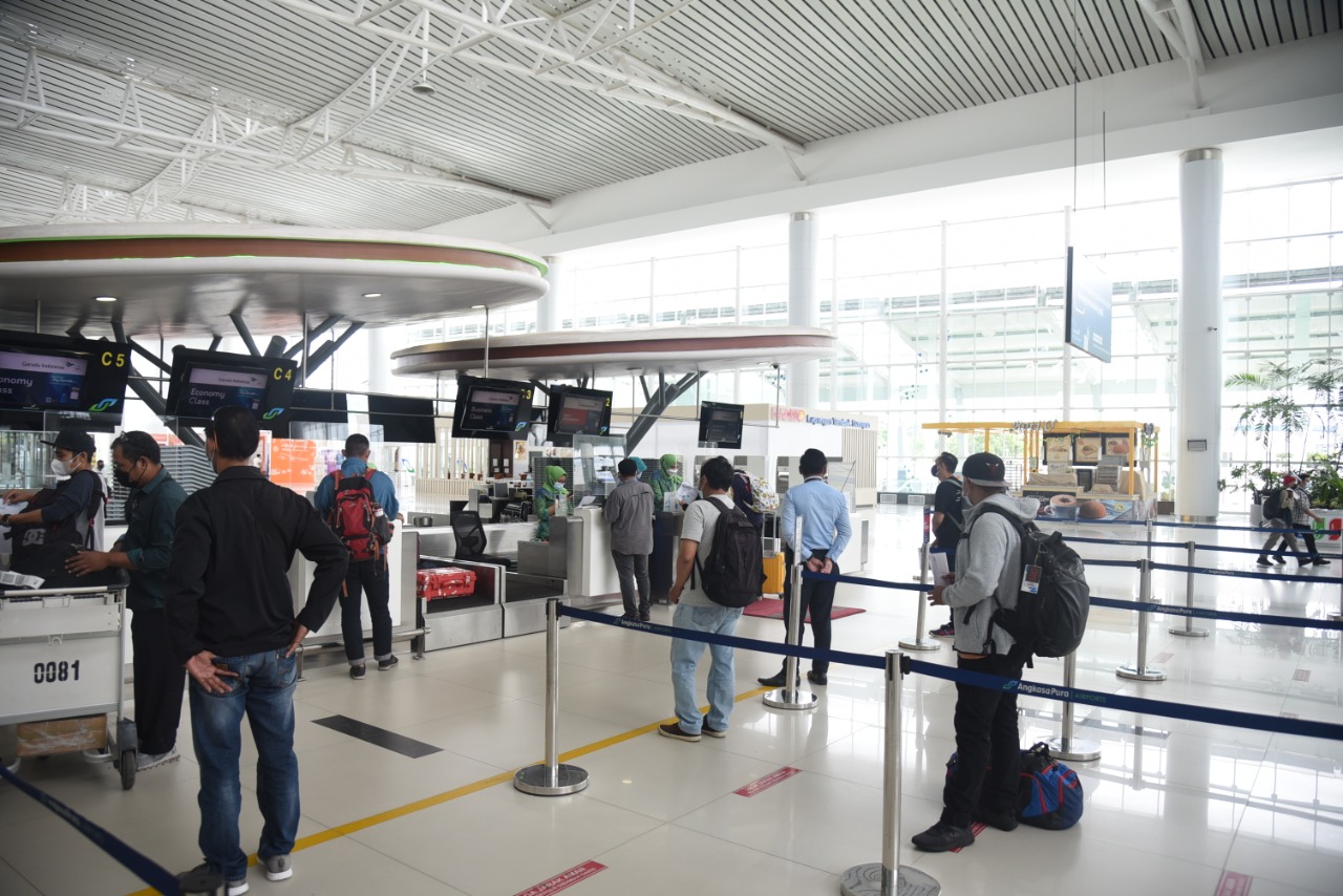 Mau ke Jawa-Bali via Bandara Sepinggan? Wajib Bawa Sertifikat Vaksin Covid - 19