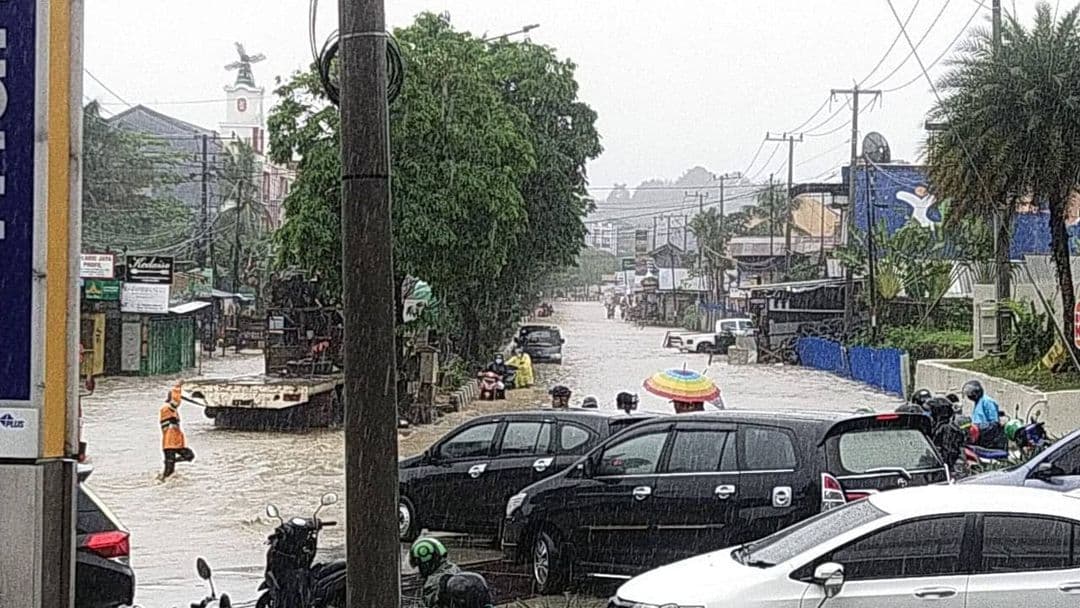 Hujan Seharian, 34 Kawasan di Samarinda "Calap", Longsor hingga Pohon Tumbang