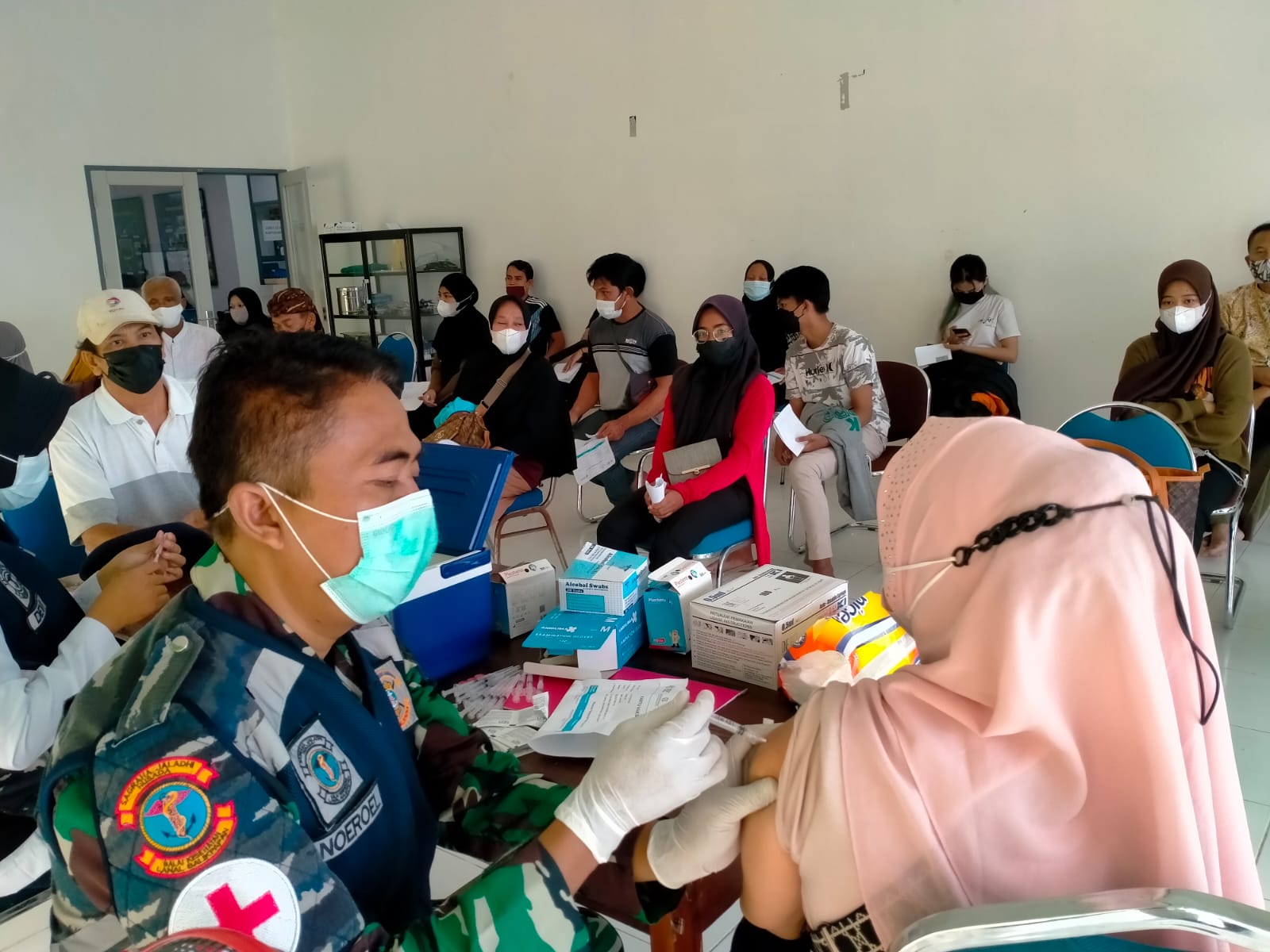Pangkalan TNI AL Balikpapan Gelar Serbuan Vaksinasi di Dua Lokasi Berbeda