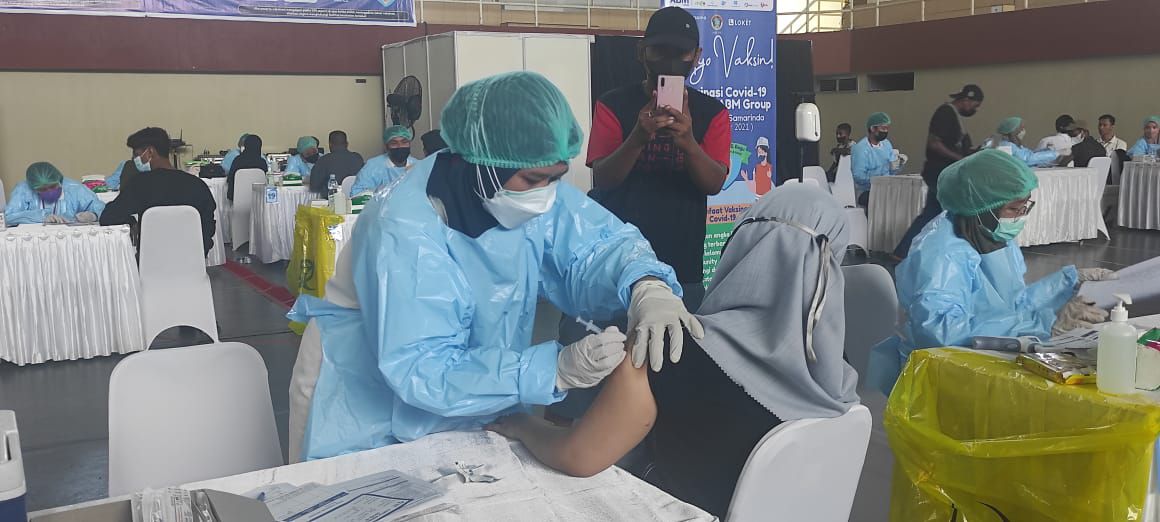 ABM Group Tebar 3.000 Vaksin Sinovac