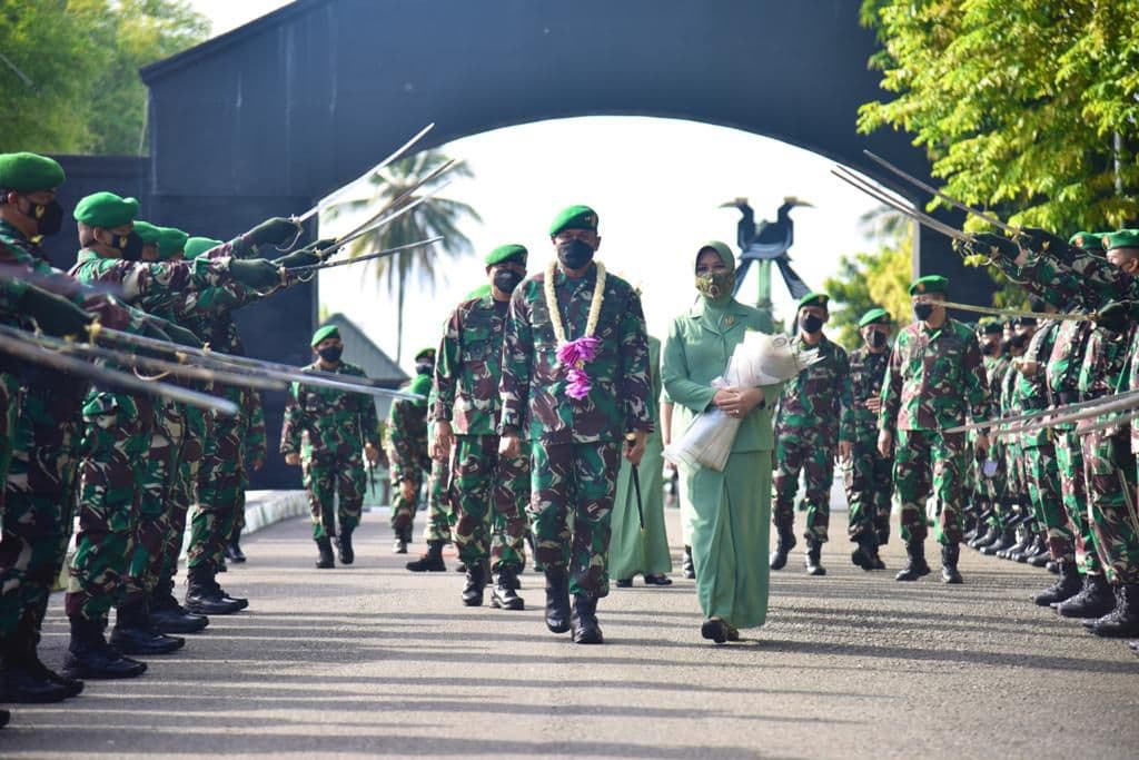 Pangdam VI Mulawarman yang Baru Disambut