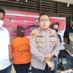 Ditangkap di Bayuwangi, YT Cium Kening Bayinya Sebelum Membuangnya di Gorong-Gorong