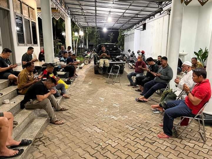 Kapal Ditumpanginya Tenggelam: Edi: Allah Menolong Saya dan Rombongan