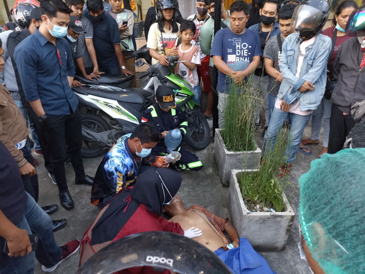 Pria Paruh Baya Ditemukan Meninggal di Jalan Siradj Salman