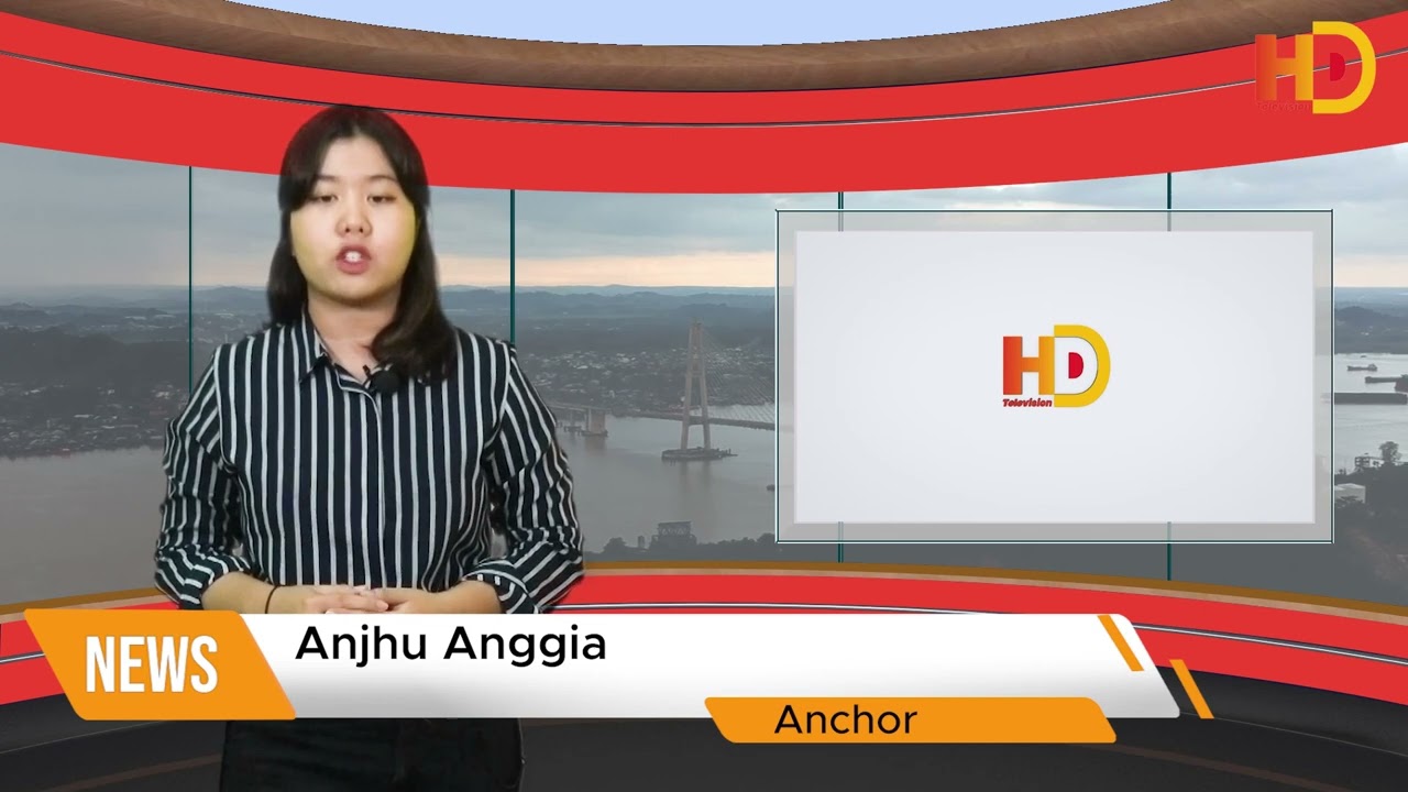 Rumah Dua Lantai yang Digunakan untuk Moulding Kayu Terbakar