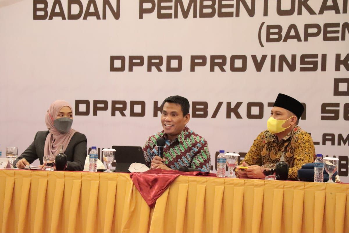 Sinkronkan Produk Hukum Daerah Melalui Forum Koordinasi Bapemperda