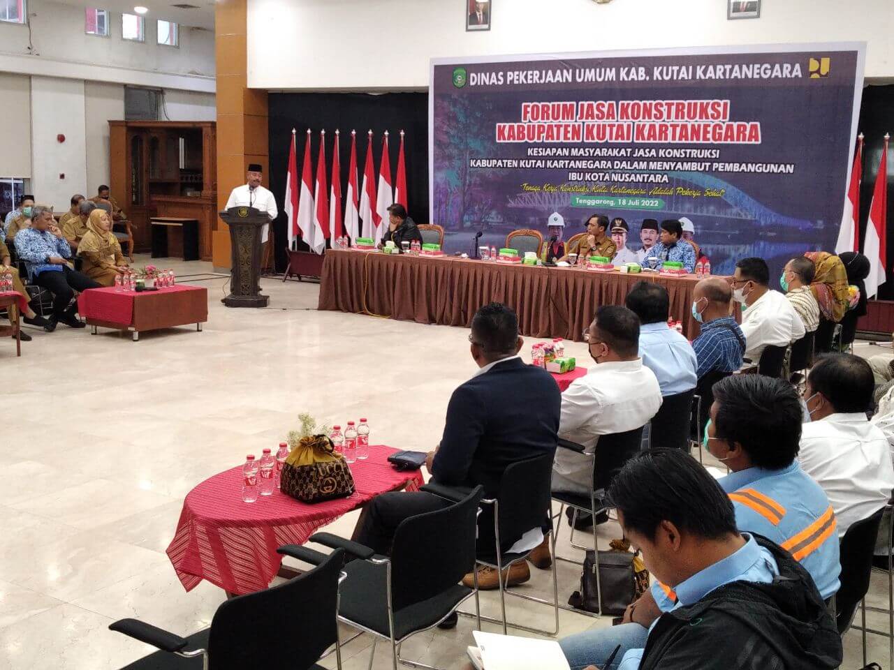 Bupati Edi Beri Perhatian Kontraktor Lokal, Agar Mampu Bersaing di IKN