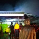 Rumah Bertingkat Ludes Terbakar Dini Hari Tadi