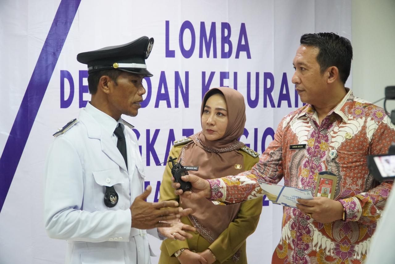 Tonjolkan SIDT dan Pengelolaan PAK, Bupati Dampingi Kakam Sumber Agung Presentasi Lomba Desa Tingkat Regional III