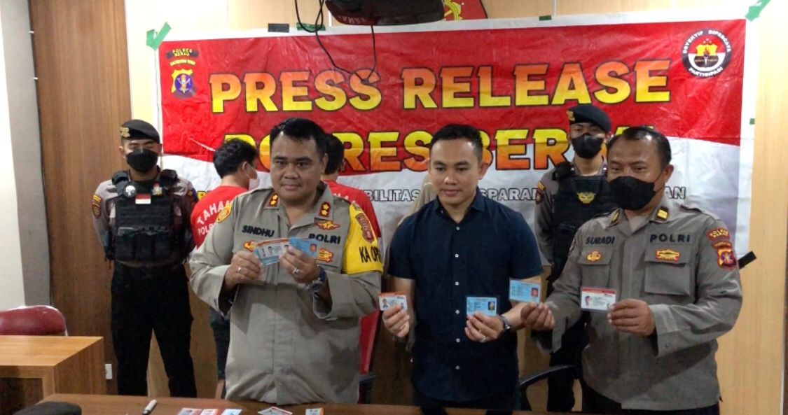 Buat SIM Palsu Bermodal Printer, Belajar dari Medsos, 3 Pelaku Ditangkap
