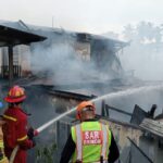 Sempat Dikira Sampah yang Terbakar, Ternyata Tiga Rumah di Klandasan Balikpapan Terbakar