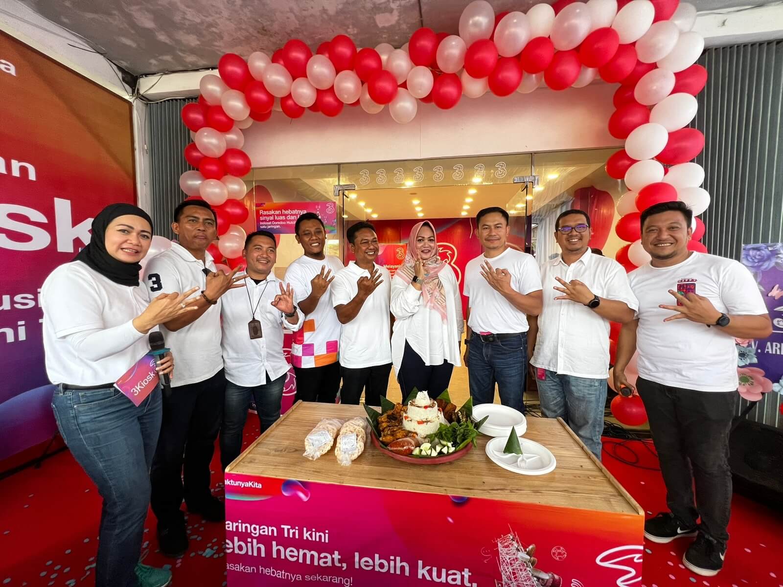 3 Kiosk Beri Layanan Resmi IOH Untuk Pelanggan dan Retailer di Area Rural