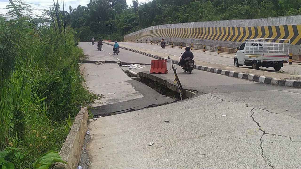 Jalan Teluk Bajau Nyaris Putus, Camat Seberang: Pemprov Harus Segera Bertindak
