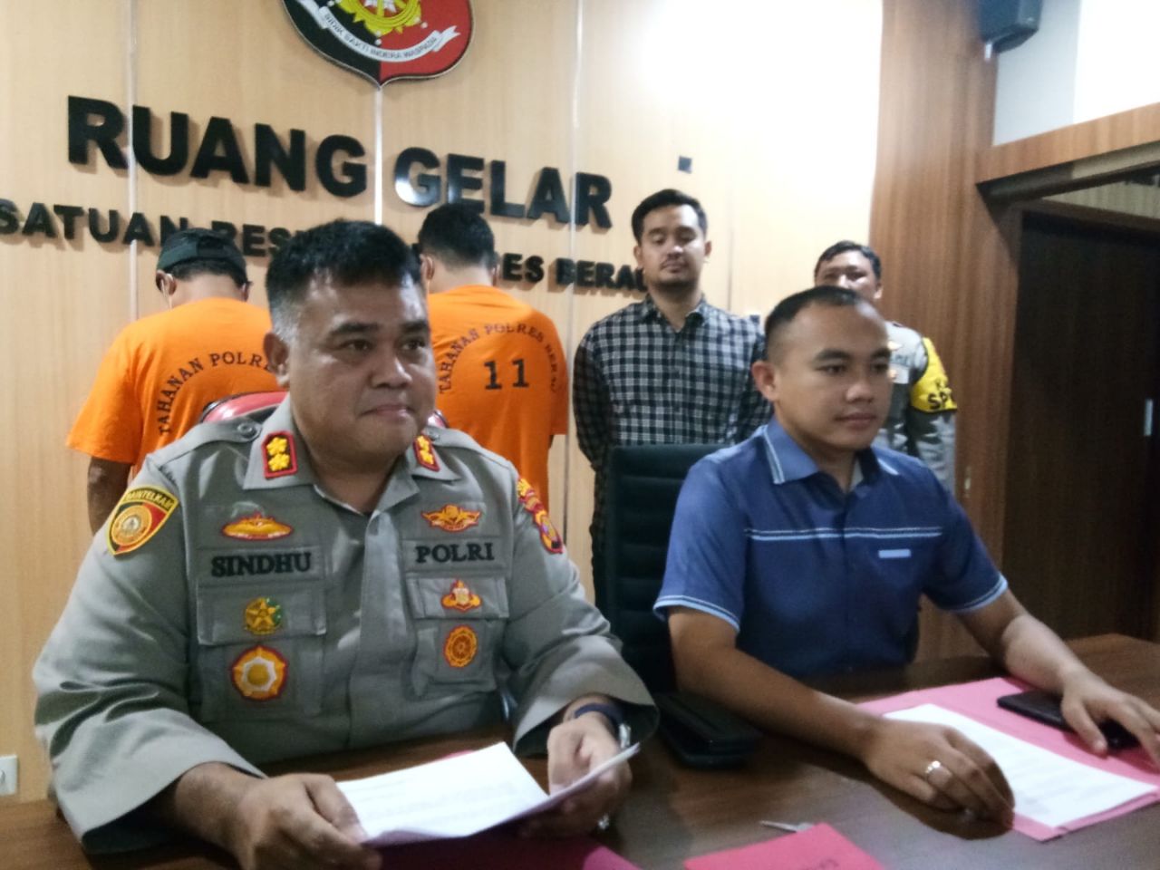 Dua Pria Ditangkap Saat Menambang secara Ilegal