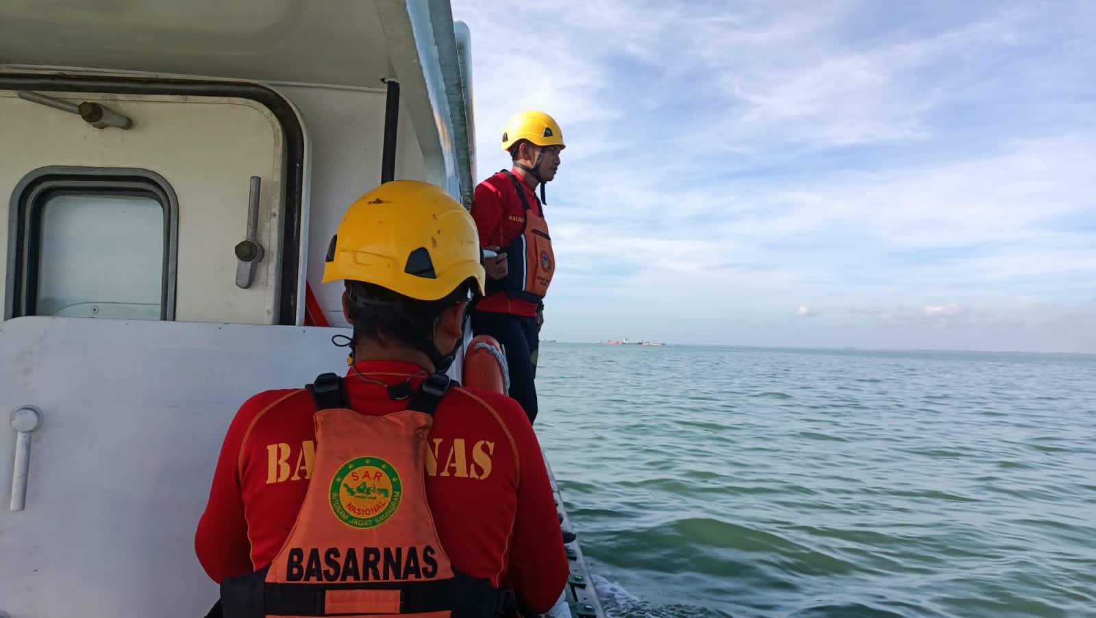 Tak Berbuah Hasil, Operasi Pencarian Penumpang Wanita yang Loncat dari KM Tidar Ditutup