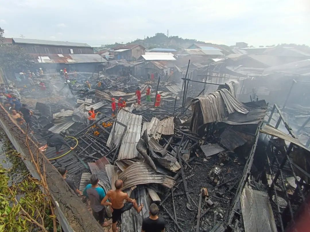 21 Pintu Rumah Bangsalan di Jalan Ulin Terbakar