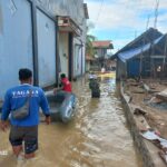 Banjir Rendam 9 RT di Kelurahan Simpang Tiga dan Tani Aman Tergenang