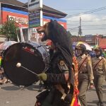 Pawai Pembangunan Sedot Perhatian Ribuan Warga
