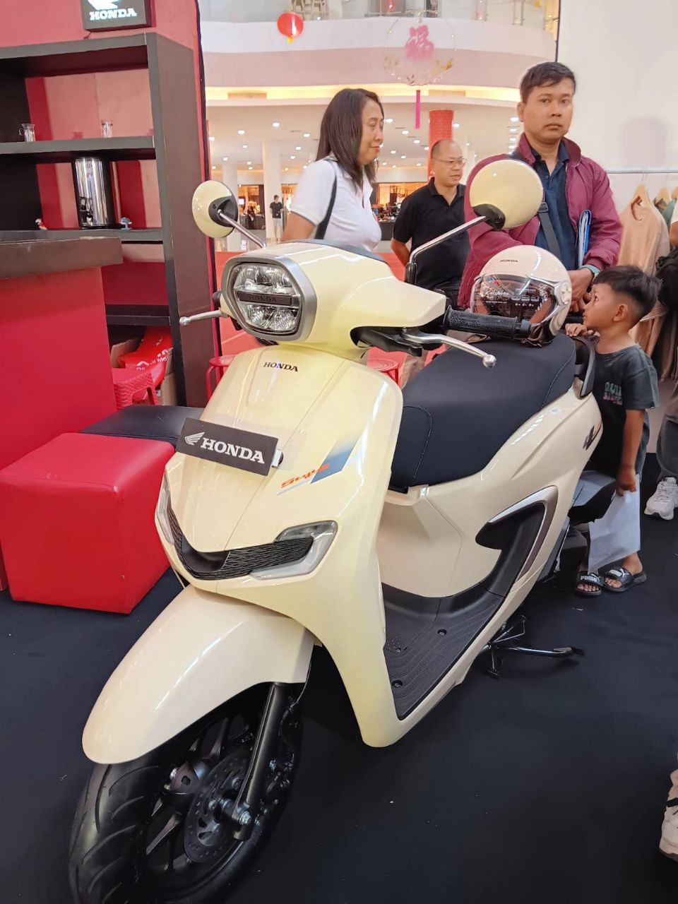 Honda Stylo 160 Bernuansa Semi-Retro Hadir di Samarinda