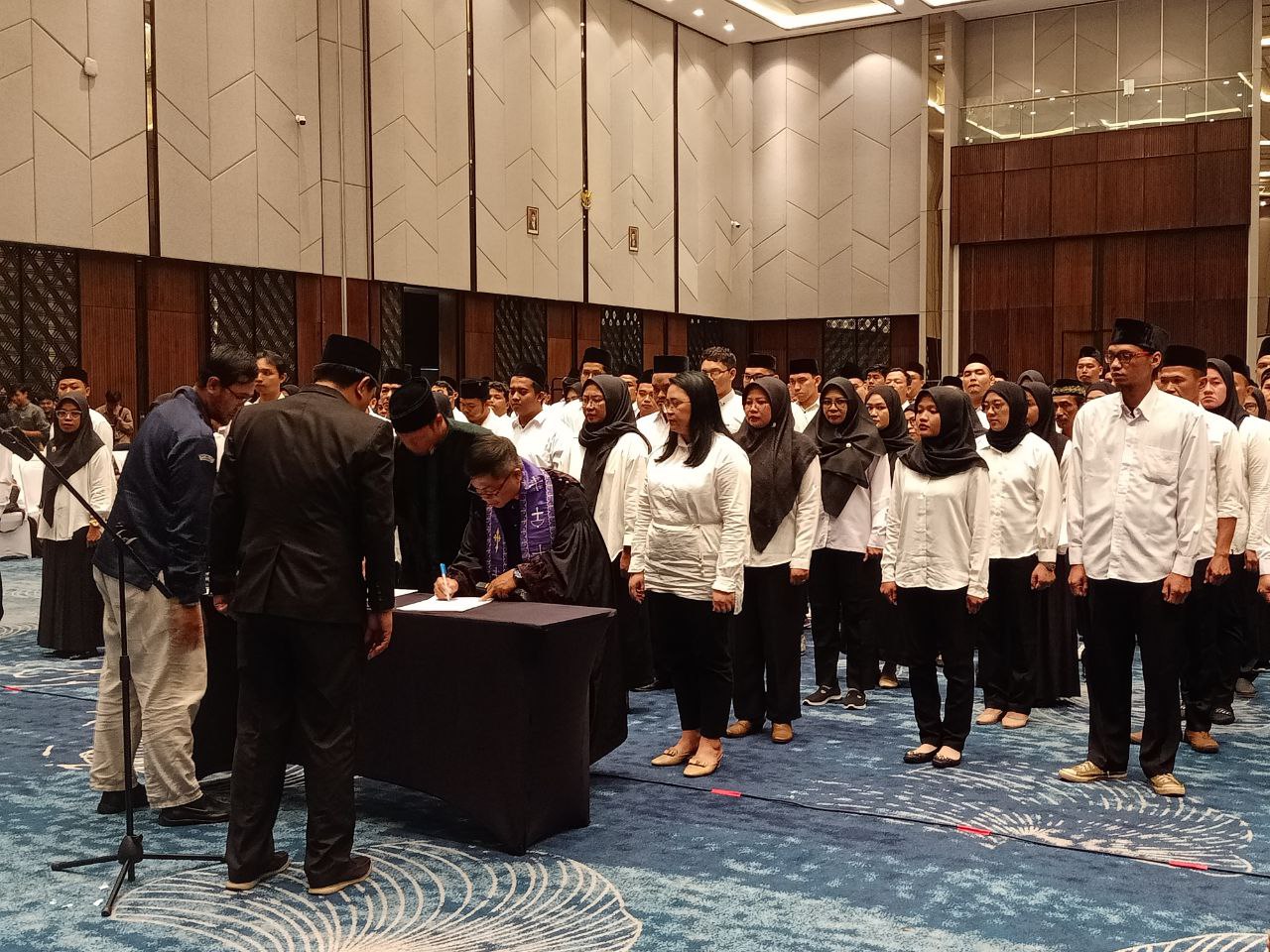 Lantik 177 Anggota PPS Pilkada, Firman: Habis Ini Tidak Ada Lagi Istirahat 