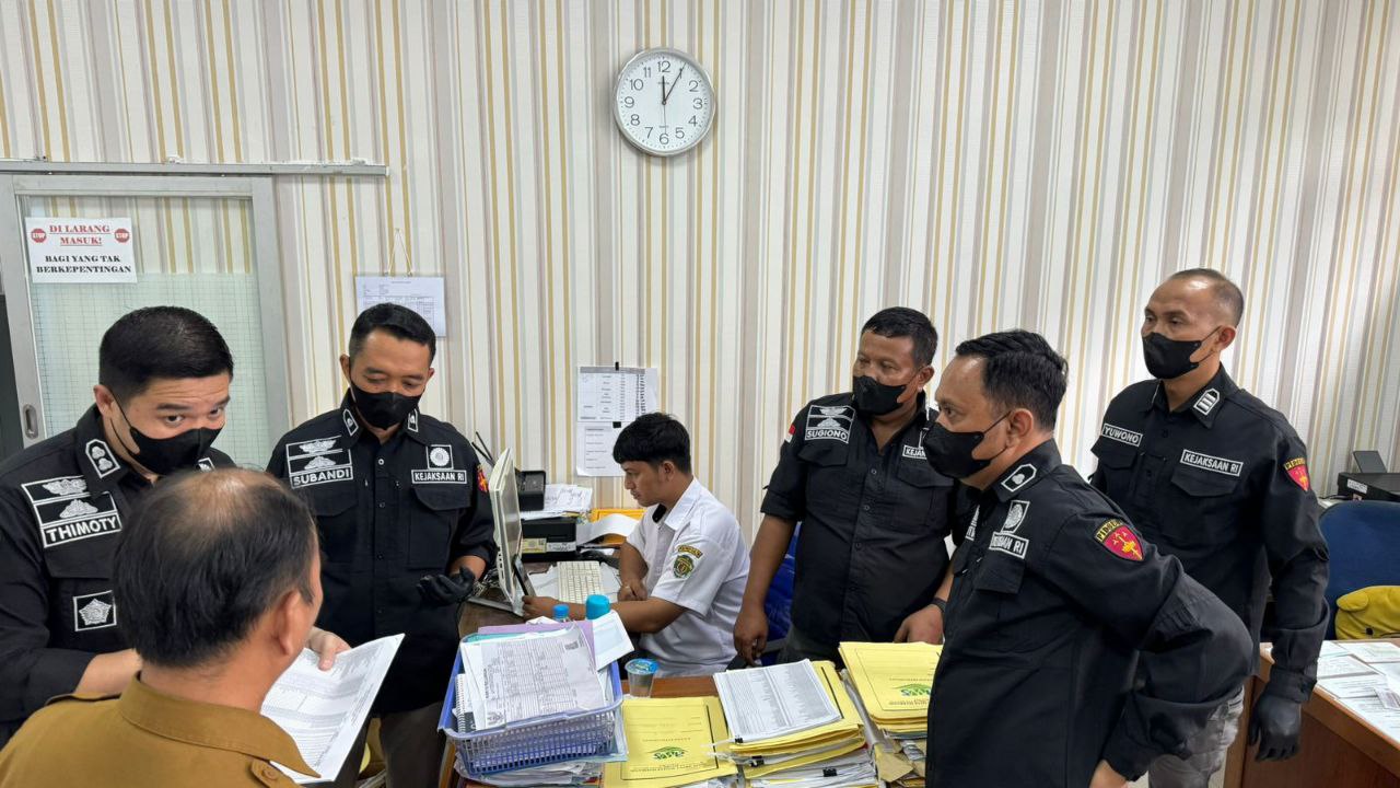 Kejati Kaltim Geledah RSUD AWS Samarinda Terkait Dugaan Korupsi Tunjangan Pegawai