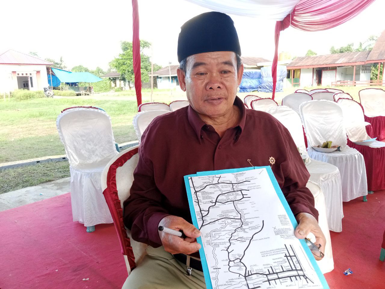 Tetua Adat Bersimbah Air Mata, Ceritakan Dusun Bensamar Berusia 406 Tahun, Baru Nikmati Listrik dan Air Bersih