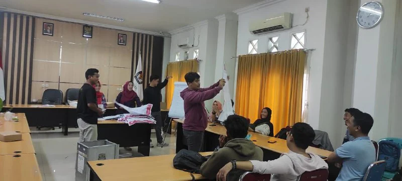 KPU Samarinda Simulasikan Penghitungan Ulang Suara untuk Pemilu DPR-RI