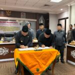 Pemkab-DPRD Berau Teken Nota Kesepakatan KUA PPAS Tahun 2025