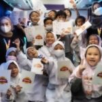 Risiko Membiarkan Anak Belajar Bahasa Melalui Video: Para Ahli Sarankan Interaksi Langsung
