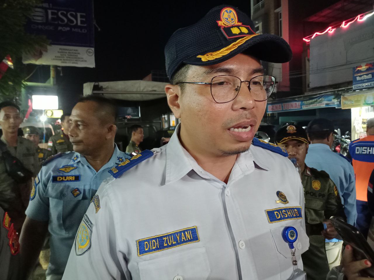 Dishub Ancam Proses Hukum, Jukir Liar Beroperasi di Area Parkir Gratis Indomaret  