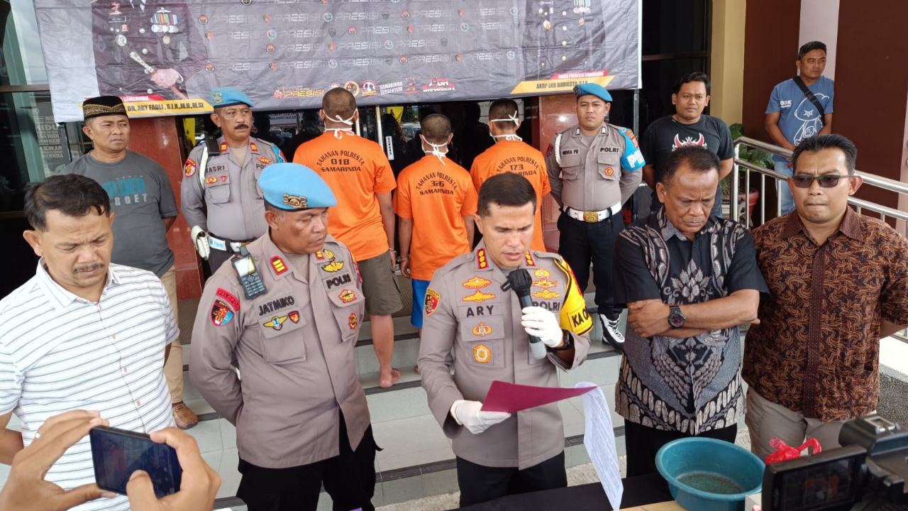 Ratusan Paket Sabu-Sabu Diedarkan Bareng, Dua Pria Ini Berakhir di Kerangkeng