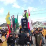 Ribuan Mahasiswa Kaltim Geruduk DPRD Kaltim, Tolak Pembegalan Konstitusi dan Kawal Putusan MK