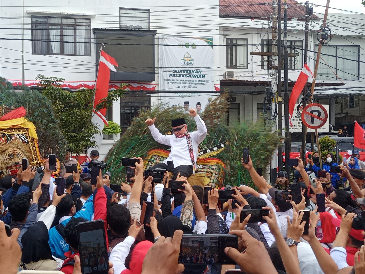 Ada Reog Ponorogo hingga Ragam Paguyuban Suku, Isran-Hadi Diarak Daftar ke KPU Kaltim