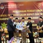 Siap Jegal Petahana, Madri Pani-Agus Wahyudi Daftar KPU Berau