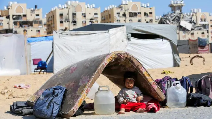 Israel Memperluas Evakuasi di Khan Younis, Ribuan Warga Palestina Terpaksa Mengungsi dalam Kegelapan