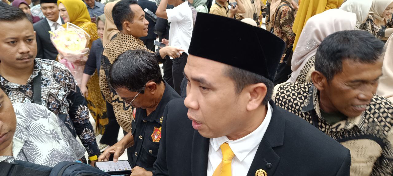 Ayub Jabat Ketua Fraksi Golkar DPRD Kaltim, Sarkowi Sekretaris